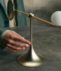 Ovo Portable Desk Lamp