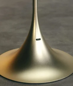 Ovo Portable Desk Lamp