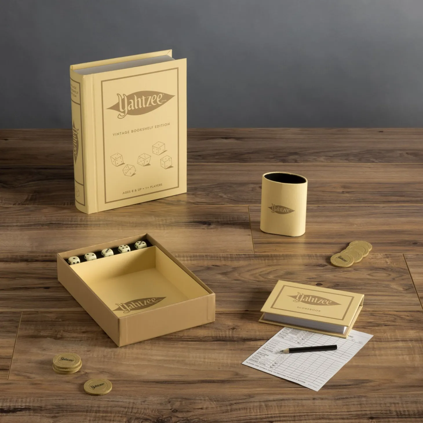 Yahtzee Vintage Bookshelf Edition